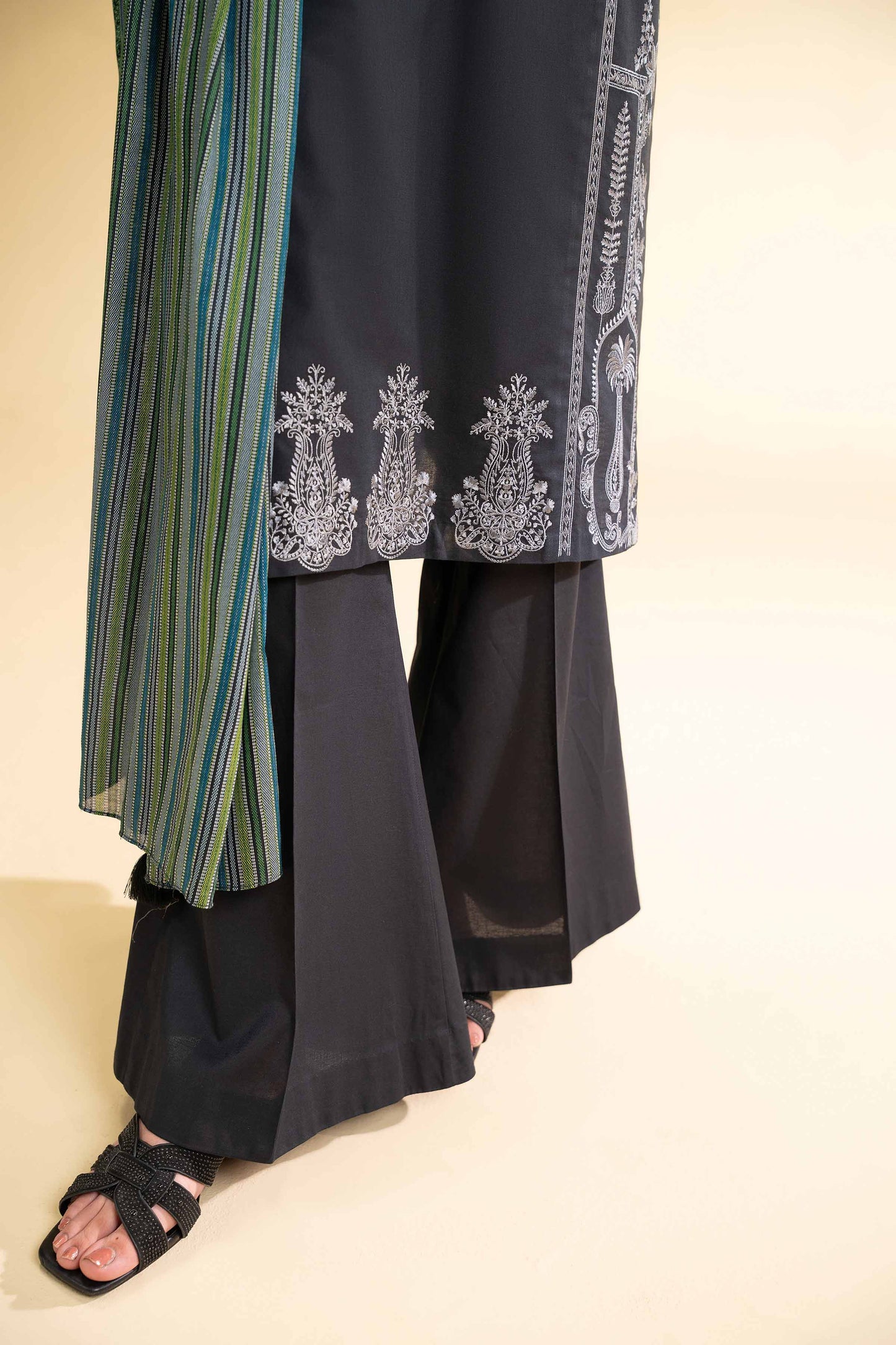 3 Piece - Printed Embroidered Suit - 42501652