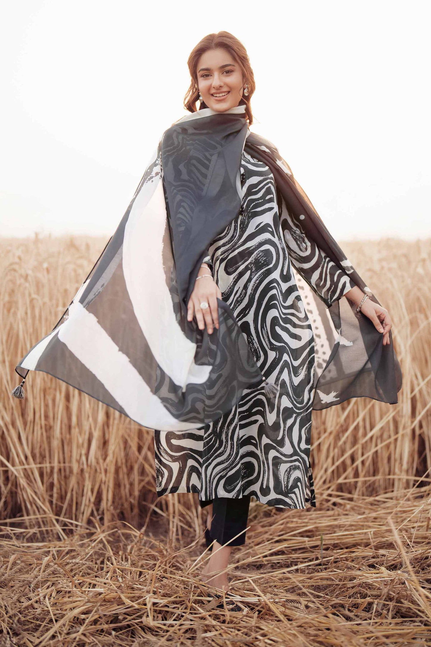 2 Piece - Digital Printed Suit - 42502004