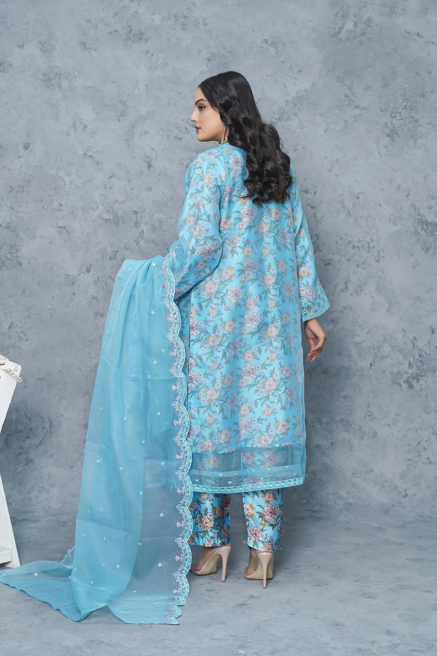 Blue 3 piece suit stich